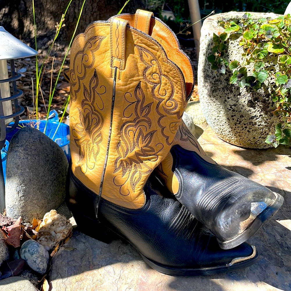 Ariat Two Tone Men’s Cowboy Boot - size 11D